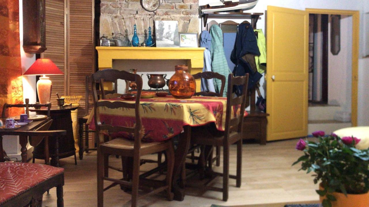 Maisonnette De Charme Climatisee La Machine Bagian luar foto