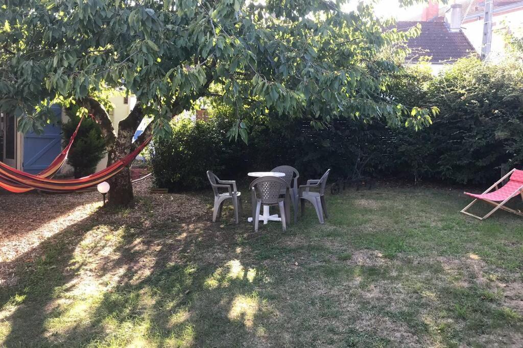 Maisonnette De Charme Climatisee La Machine Bagian luar foto